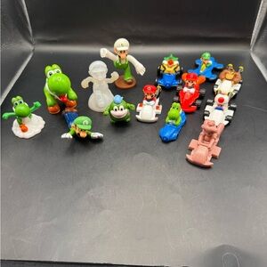 Nintendo Vehicles And Figurines Lot Of 14 Mario,Yoshi, Bowser, Princess, Toad